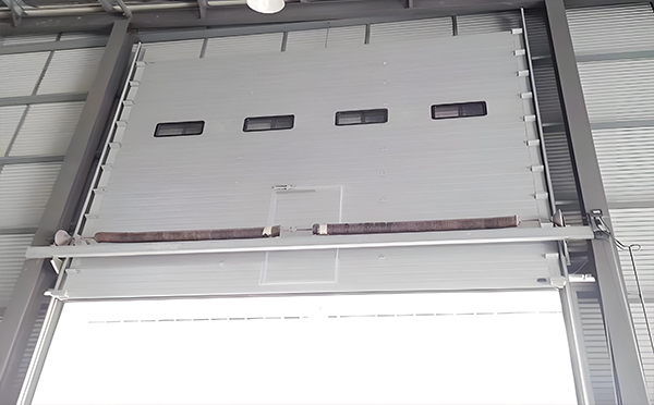 托克逊工业滑升门