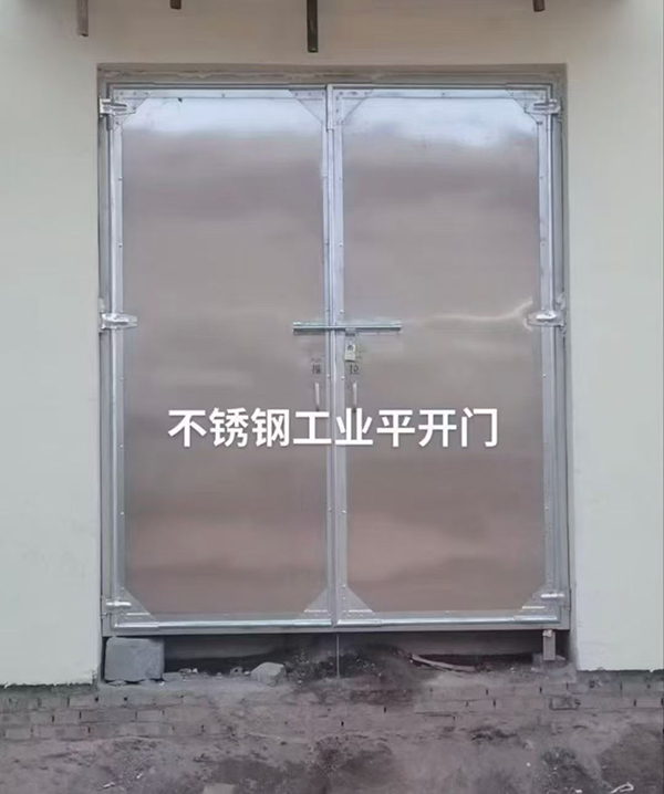 不锈钢托克逊工业平开门在现代工业场景中的应用实践