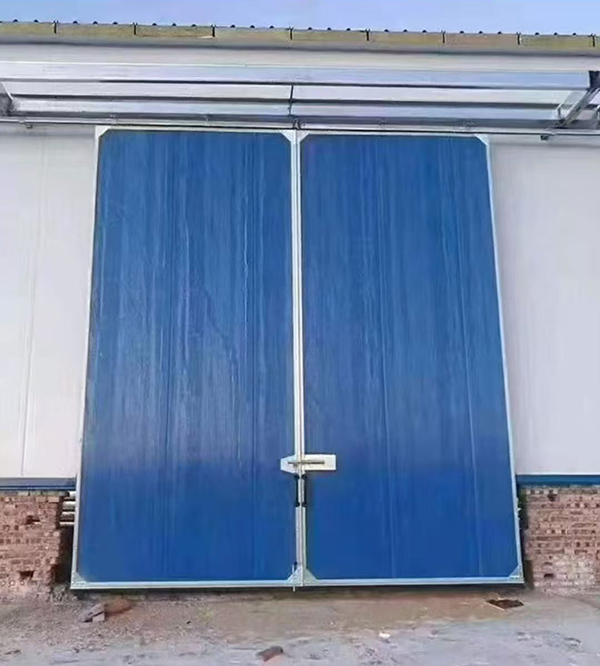 托克逊工业门在大型仓储物流通道中的应用实例